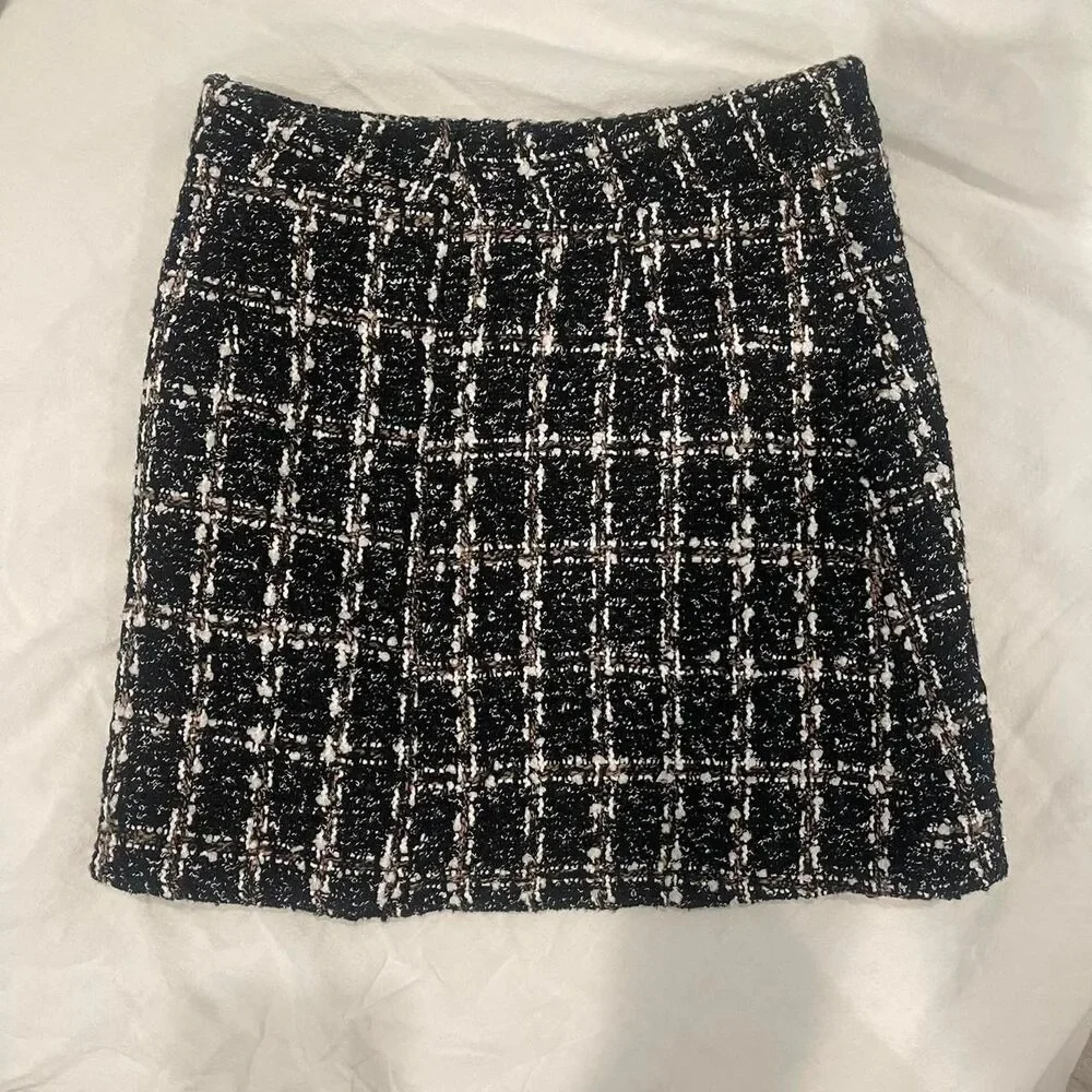 Jing Women's Black Chanel style Cardigan + plaid Skirt set - Picture 5 of 7